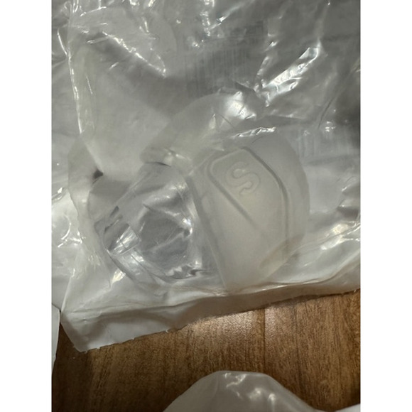 Fisher & Paykel 400HC126 F&P Eson Nasal Seal Cushion Small- Lot of 6- New - Picture 4 of 6